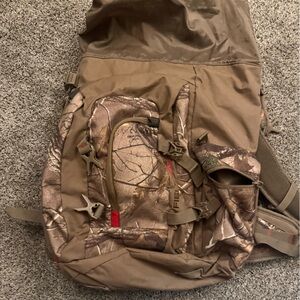 Realtree Tan and Brown Camo Backpack